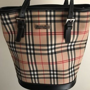 Burberry small purse